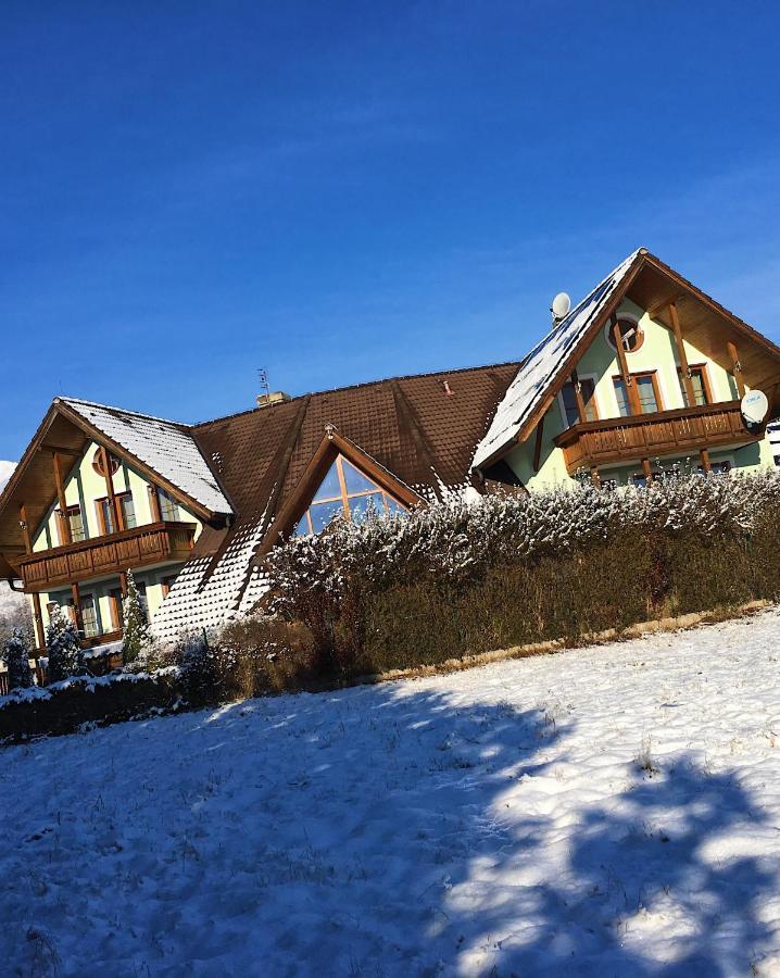 Villa Capri Vysoké Tatry Exteriör bild